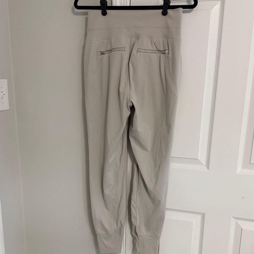 High-Waisted Gray Joggers - Picture 2 of 3